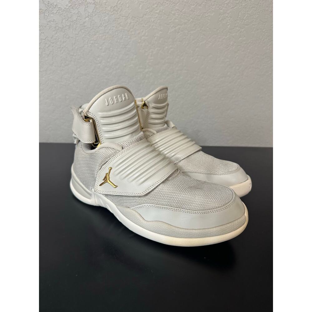 Jordan Generation 23 Light Bone Sneaker shoes Men 9 Grunge Futuristic Streetwear